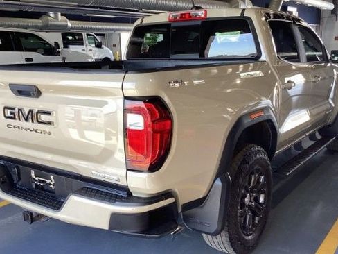 Used 2024 GMC Canyon Elevation w/ Convenience Package AWD/4WD image 3
