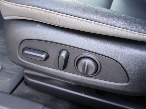 Certified 2025 Chevrolet Trax ACTIV w/ Driver Confidence Package image 9