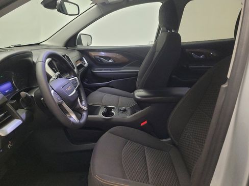 Used 2021 GMC Terrain SLE image 17