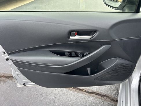 Used 2024 Toyota Corolla SE image 3