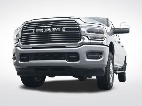 Used 2024 RAM 2500 Laramie image 30