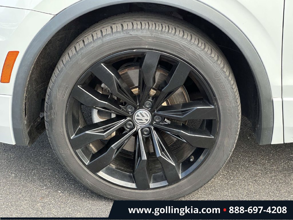 Used 2021 Volkswagen Tiguan SE R-Line FWD image 7