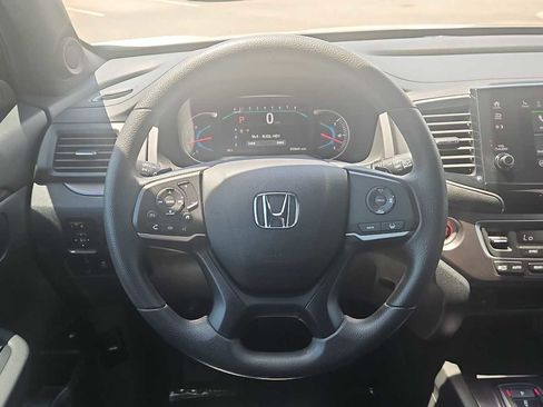 Certified 2022 Honda Pilot Sport image 11