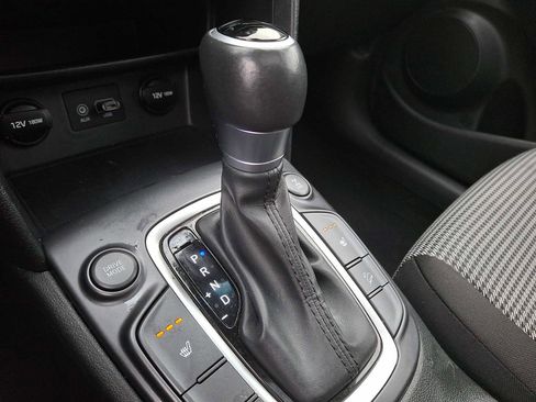 Used 2018 Hyundai Kona SEL w/ SEL Tech Package 02 image 13