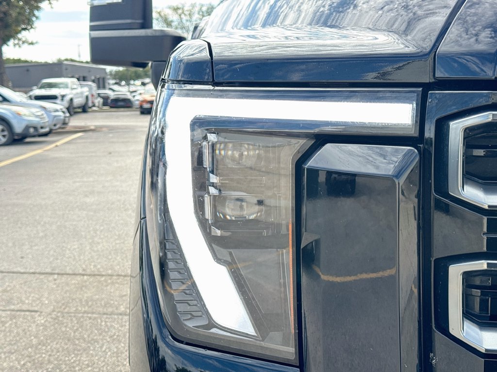 Used 2024 GMC Sierra 2500 AT4 w/ AT4 Premium Plus Package AWD/4WD image 38