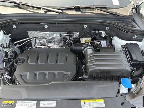 New 2026 Volkswagen Atlas Cross Sport SEL Premium R-Line image 31