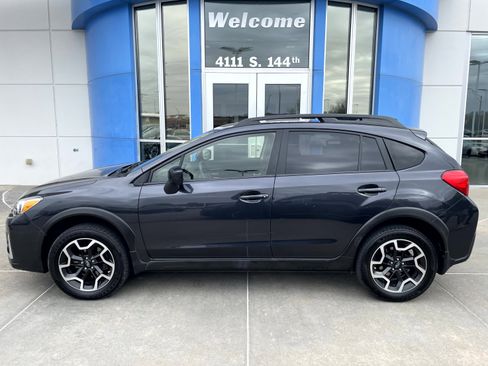 Used 2017 Subaru Crosstrek 2.0i Premium image 1