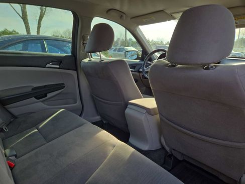 Used 2011 Honda Accord LX-P image 8