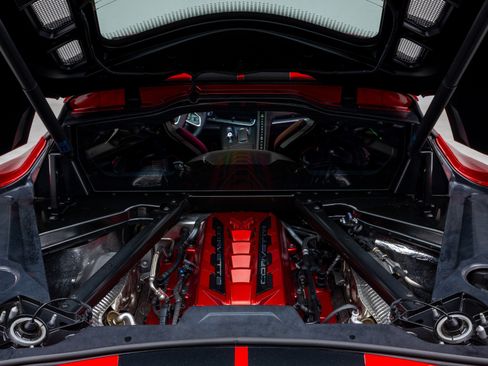 Used 2023 Chevrolet Corvette Stingray Premium Cpe w/ Z51 Performance Package RWD image 7