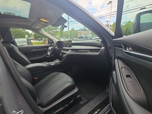 Used 2025 INFINITI QX60 Sensory AWD/4WD image 15