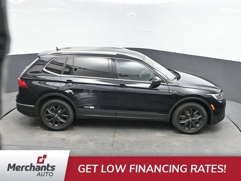 Used 2024 Volkswagen Tiguan SE FWD image 37