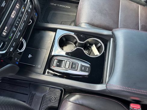 Certified 2025 Honda Ridgeline Black Edition image 24