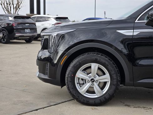 New 2026 Kia Sorento LX image 5