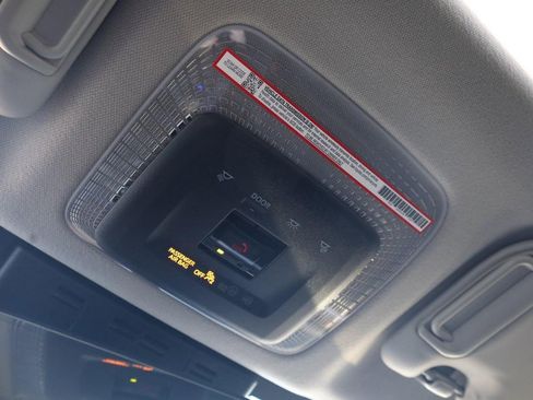 New 2026 Toyota Prius XLE image 17