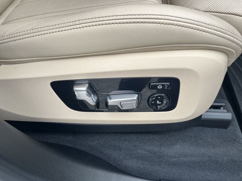 Certified 2022 BMW X5 xDrive40i w/ Executive Package image 37