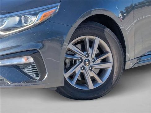 Used 2020 Kia Optima LX image 23