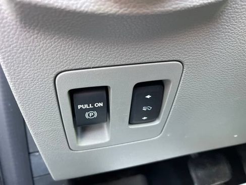 Used 2020 Ford F150 XLT w/ Equipment Group 302A Luxury AWD/4WD image 20