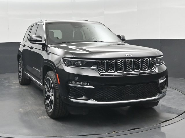 Used 2022 Jeep Grand Cherokee Summit AWD/4WD image 36