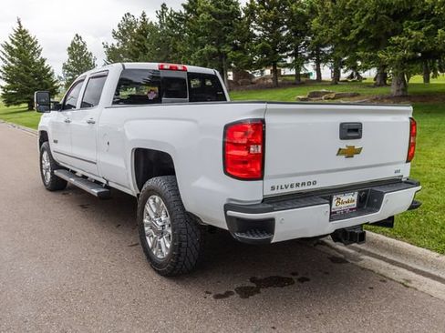 Used 2019 Chevrolet Silverado 2500 LTZ w/ Duramax Plus Package AWD/4WD image 7