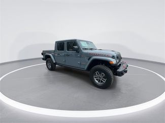 New 2026 Jeep Gladiator Mojave video 2
