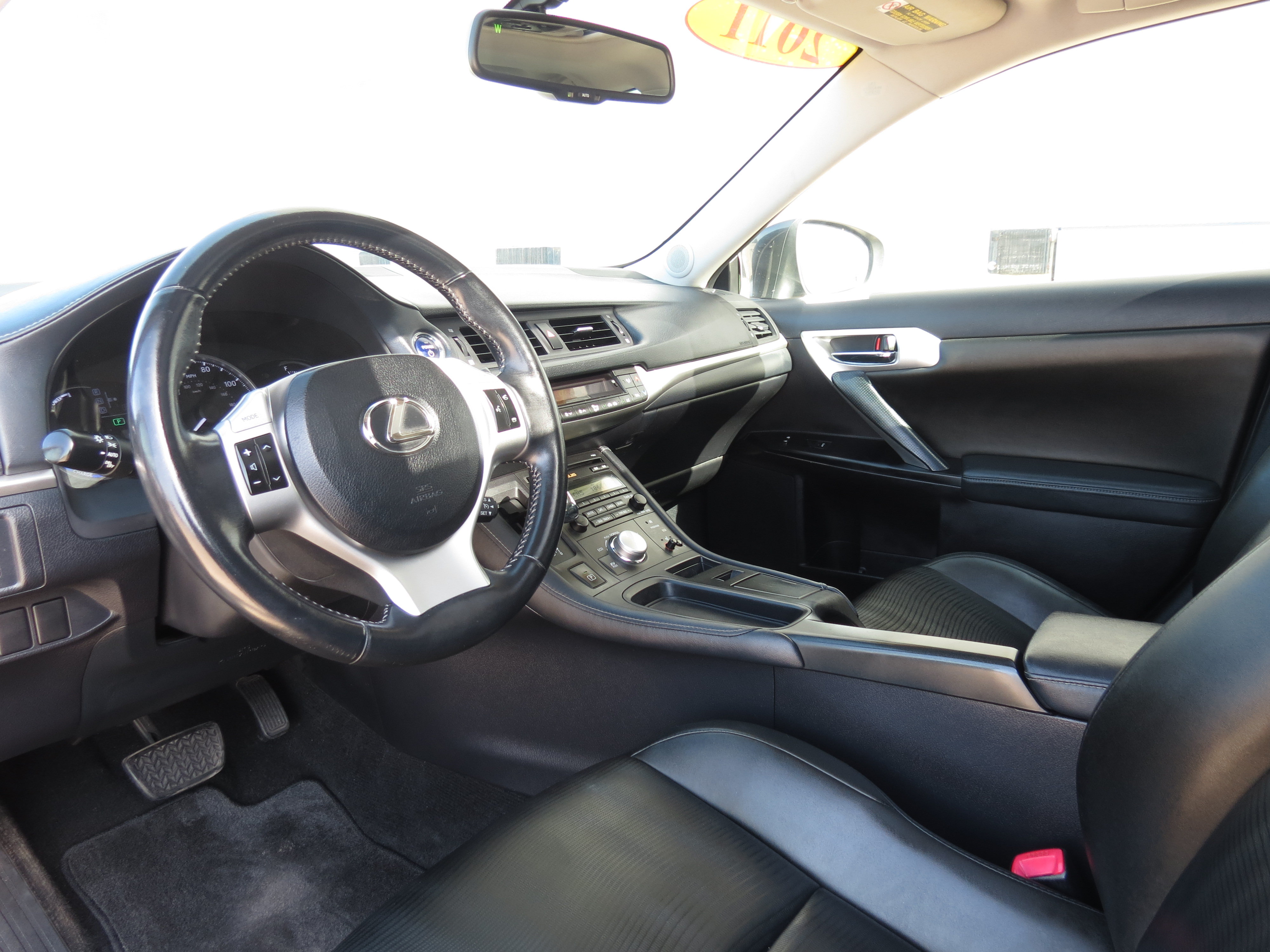 Used 2011 Lexus CT 200h Premium w/ Premium Audio Pkg FWD image 25