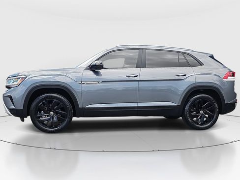 Used 2022 Volkswagen Atlas Cross Sport SE w/ Black Wheel Package AWD/4WD image 8