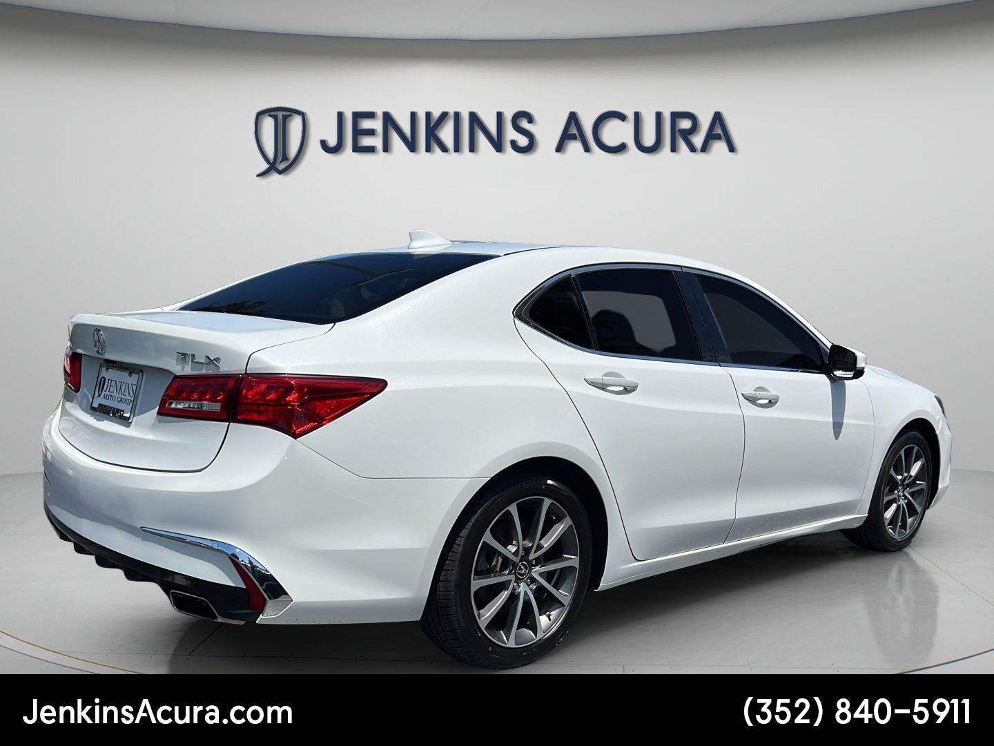 Used 2020 Acura TLX V6 FWD image 3