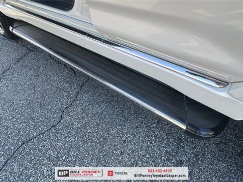 Used 2018 Toyota 4Runner Limited image 20