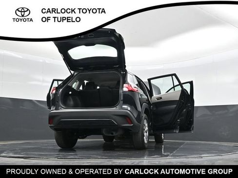 Used 2025 Toyota Corolla Cross L image 45