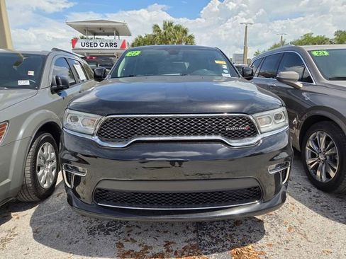 Used 2022 Dodge Durango SXT image 2