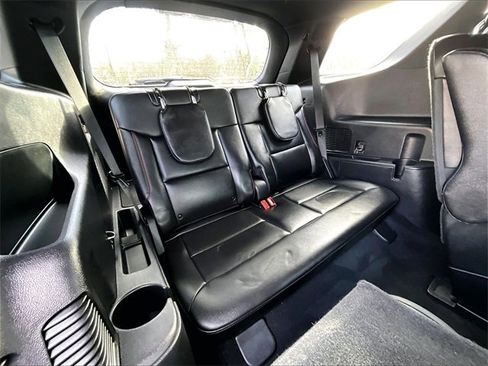 Used 2022 Ford Explorer ST-Line w/ Class IV Trailer Tow Package image 29