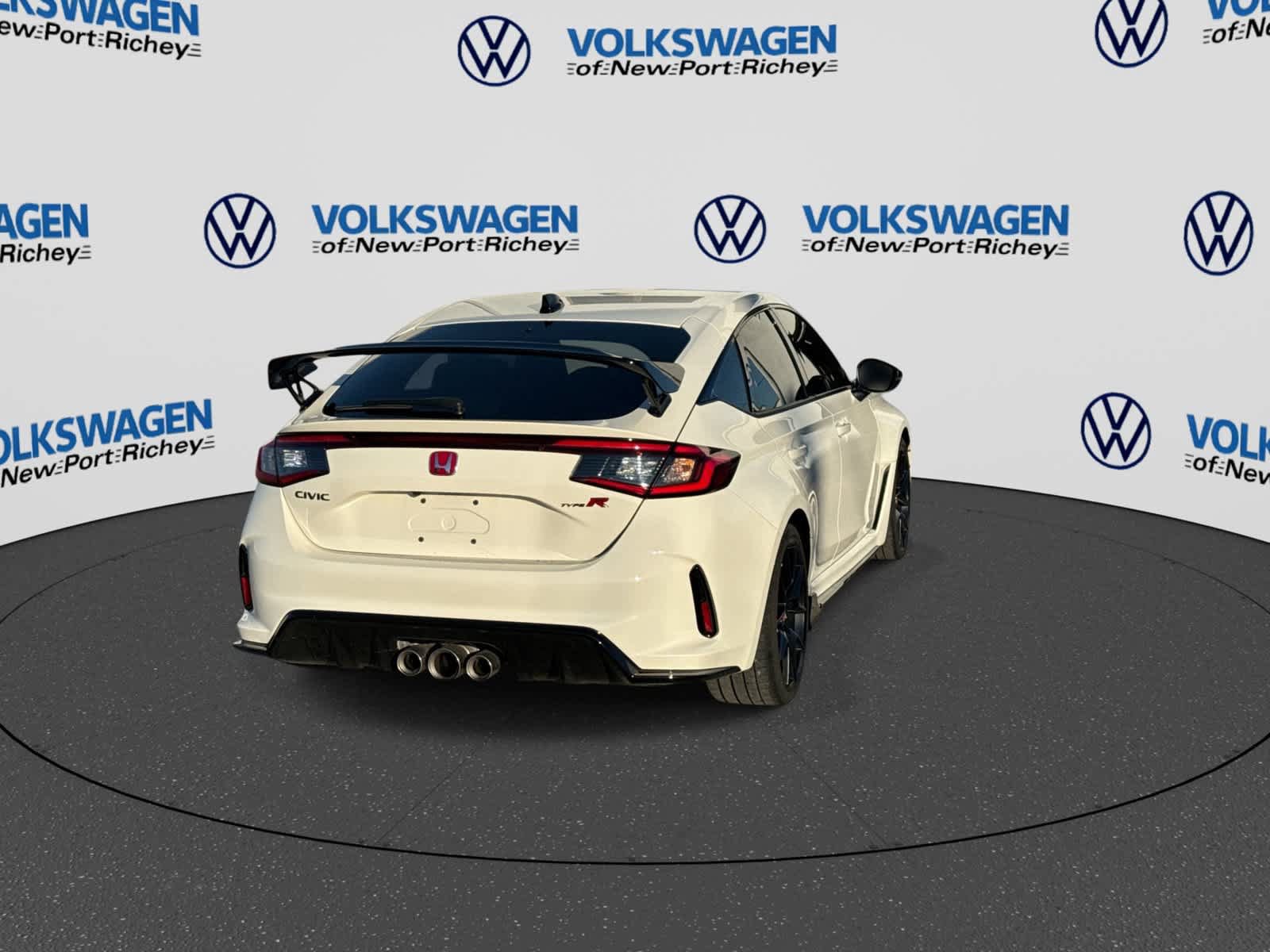 Used 2024 Honda Civic Type R image 14