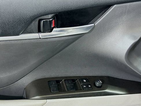Used 2023 Toyota Camry LE FWD image 15