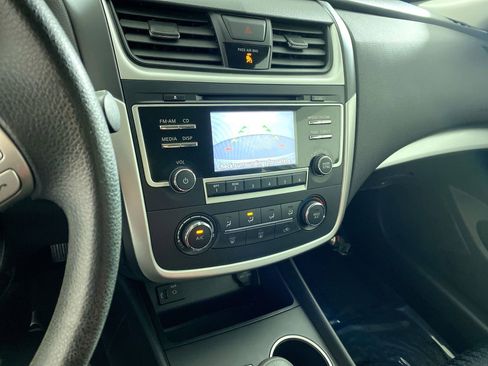 Used 2016 Nissan Altima 2.5 S w/ Power Driver Seat Package image 8