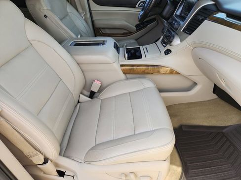 Used 2017 GMC Yukon Denali w/ Open Road Package image 19