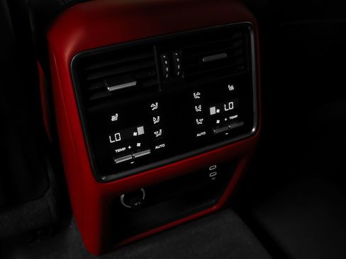 Certified 2021 Porsche Cayenne GTS AWD/4WD image 48