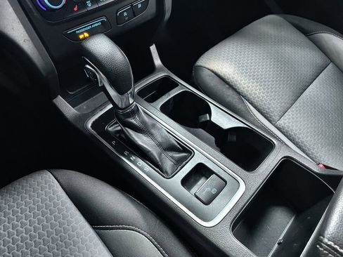 Used 2019 Ford Escape SE FWD image 35