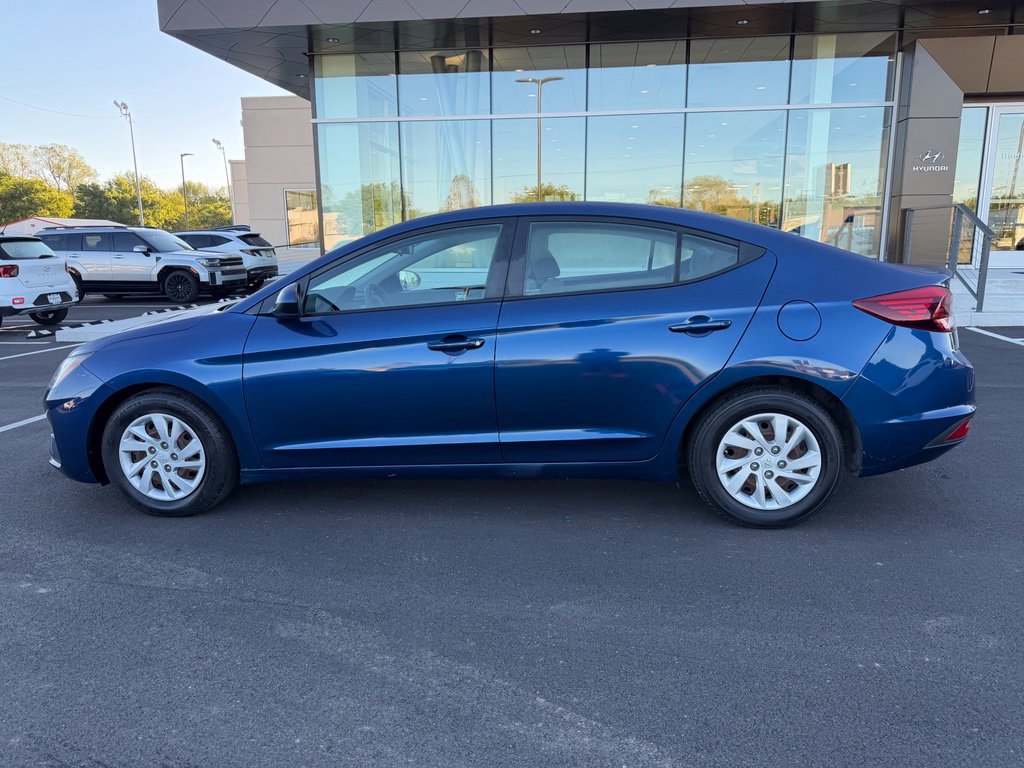 Used 2020 Hyundai Elantra SE FWD image 9
