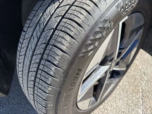 Certified 2025 Hyundai Tucson SEL image 8