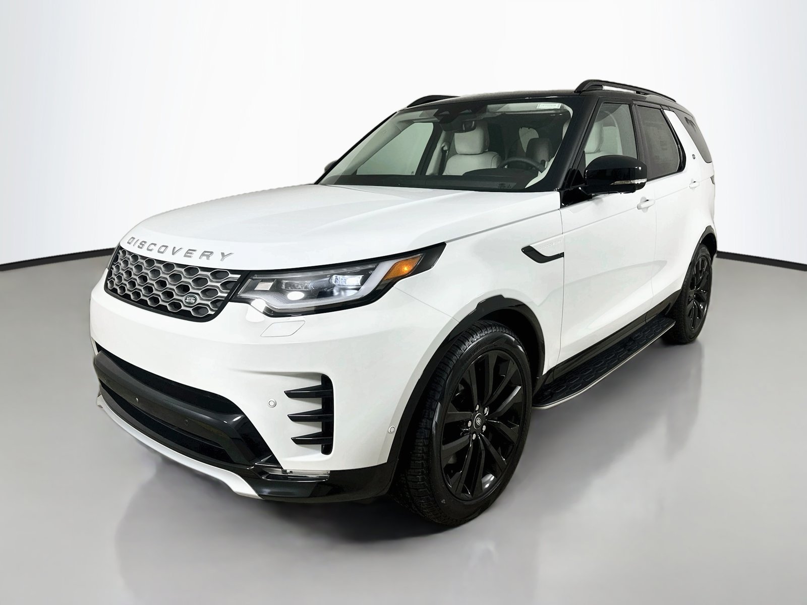 New 2026 Land Rover Discovery Limited Edition AWD/4WD image 1