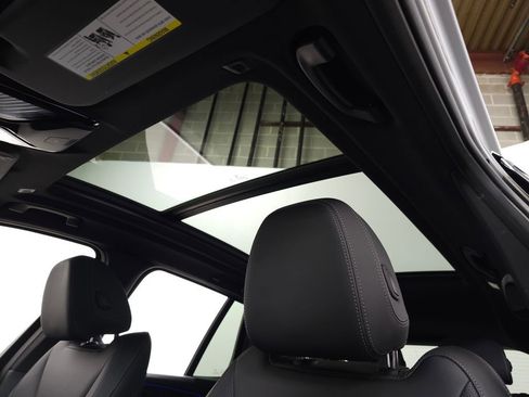 Used 2024 BMW X3 xDrive30i w/ Premium Package image 18