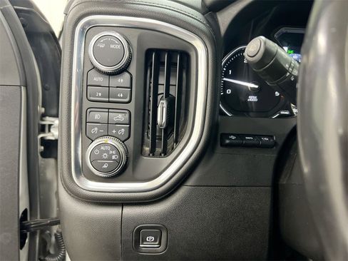 Used 2020 GMC Sierra 2500 Denali w/ Denali Ultimate Package image 18