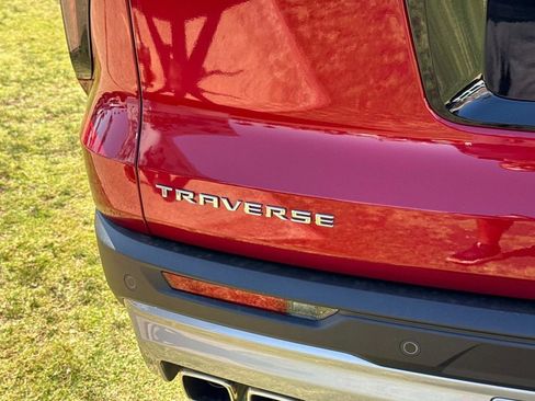 New 2026 Chevrolet Traverse LT w/ Sun and Wheel Package image 6