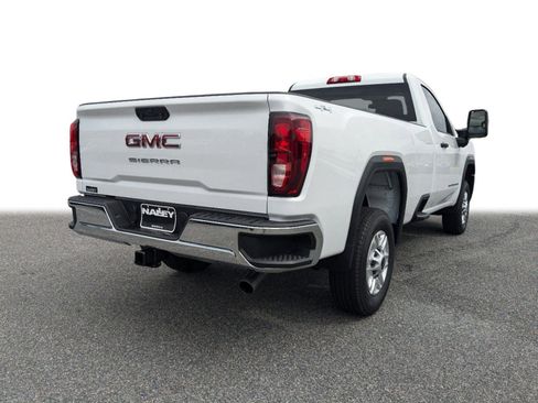 Used 2024 GMC Sierra 2500 Pro w/ Convenience Package image 5