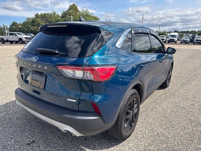 Used 2020 Ford Escape SE FWD image 6