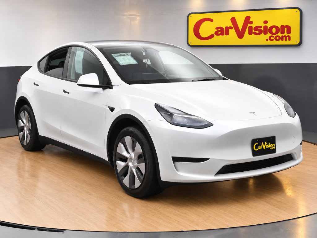 Used 2024 Tesla Model Y 2WD image 1
