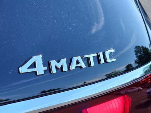 Used 2025 Mercedes-Benz GLS 450 4MATIC image 29