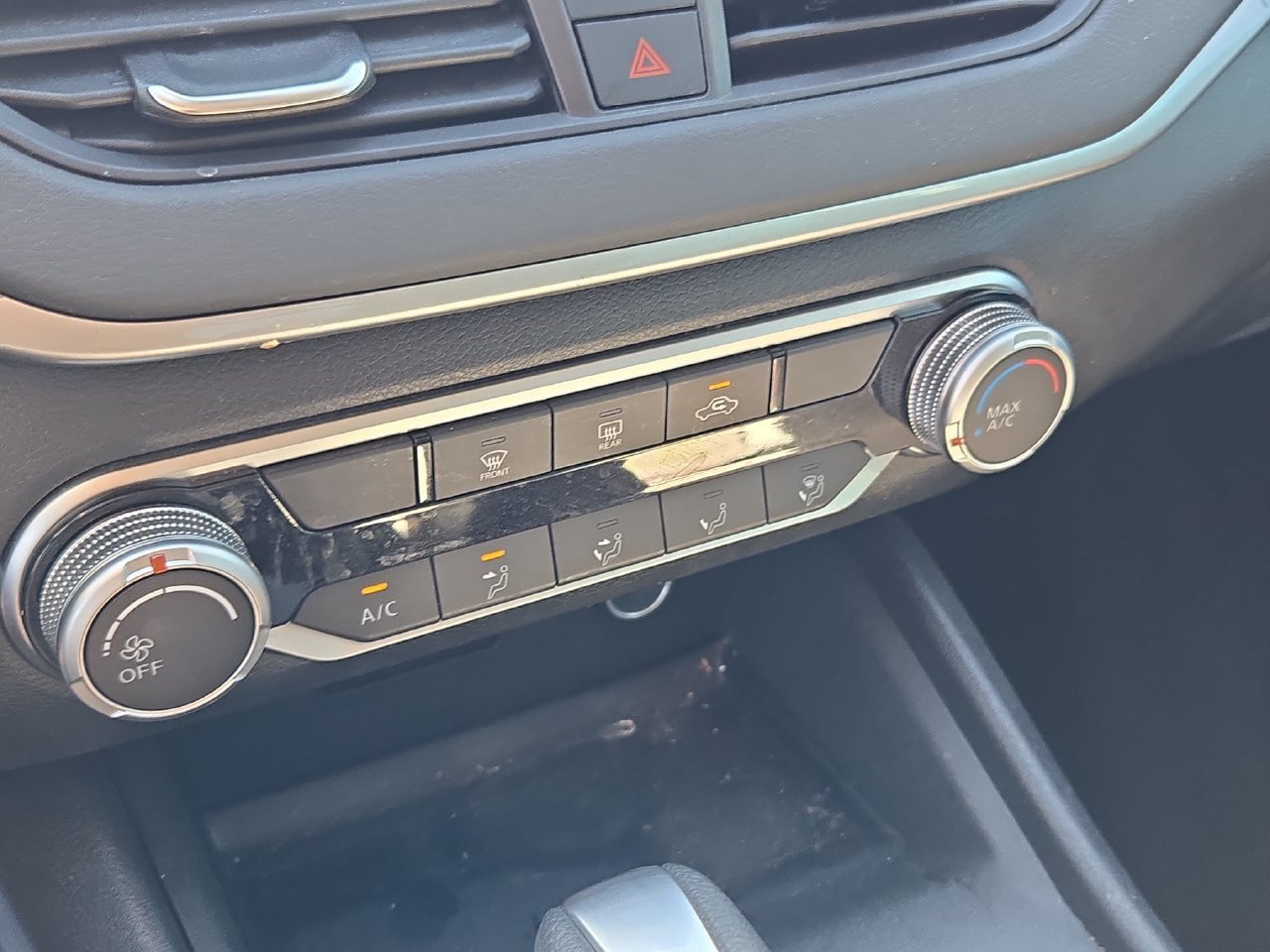 Used 2025 Nissan Altima 2.5 S FWD image 16