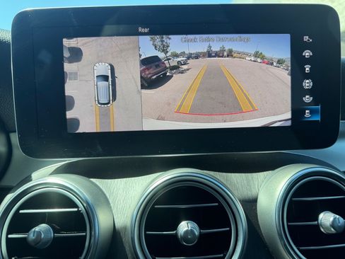 Used 2022 Mercedes-Benz GLC 300 4MATIC image 18