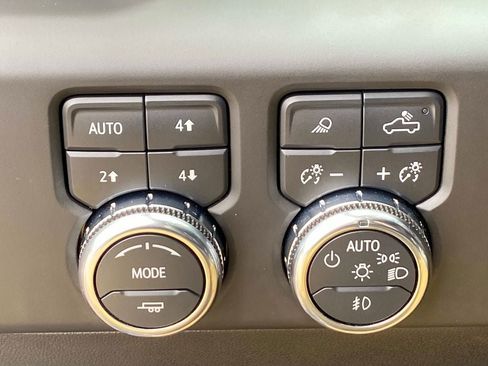 Used 2023 GMC Sierra 1500 Denali w/ Denali Carbonpro Edition image 20